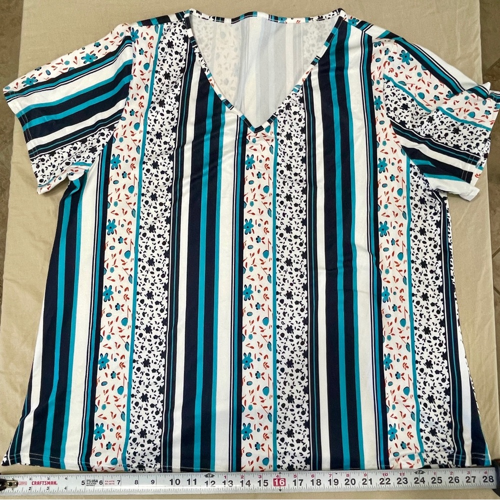 Multicolor Striped Floral Knit Blouse, V-Neck, Short Sleeve, Women’s 2XL